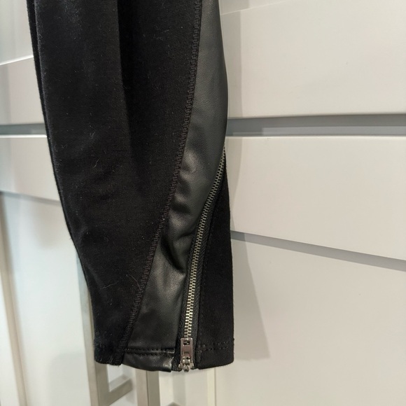 Athleta Luxe Ponte Legging with Faux Leather Trim XSP - Picture 7 of 8